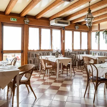 Hotel Sara