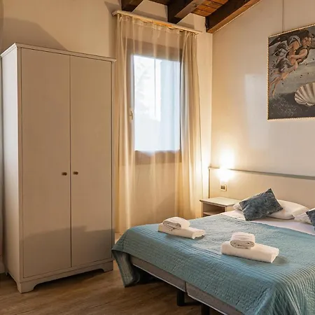 Hotel Sara Mestre