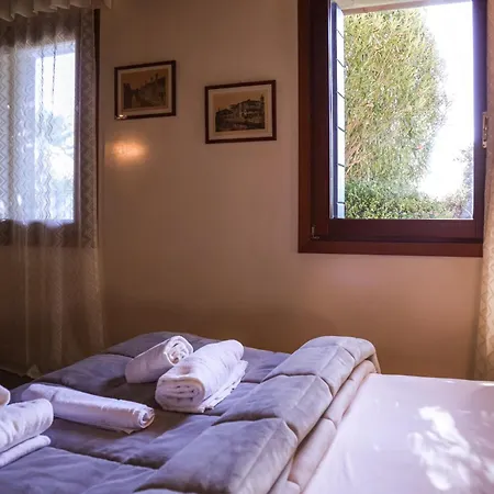 Hotel Sara 3*