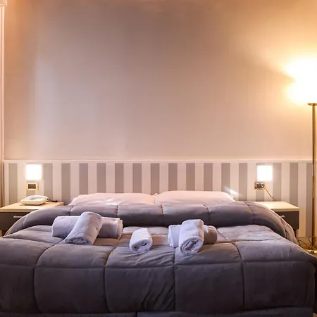 Sara Hotel 3*